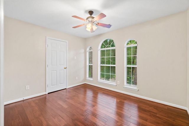 83 Terraglen Drive, The Woodlands, TX 77382