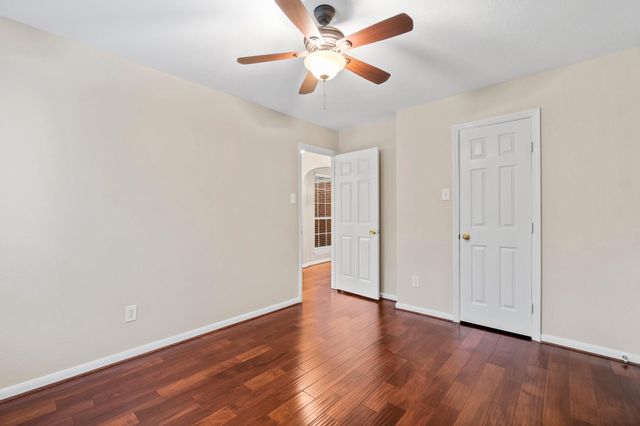 83 Terraglen Drive, The Woodlands, TX 77382