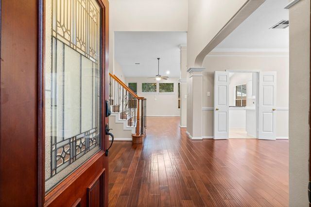 83 Terraglen Drive, The Woodlands, TX 77382
