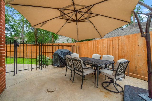 83 Terraglen Drive, The Woodlands, TX 77382