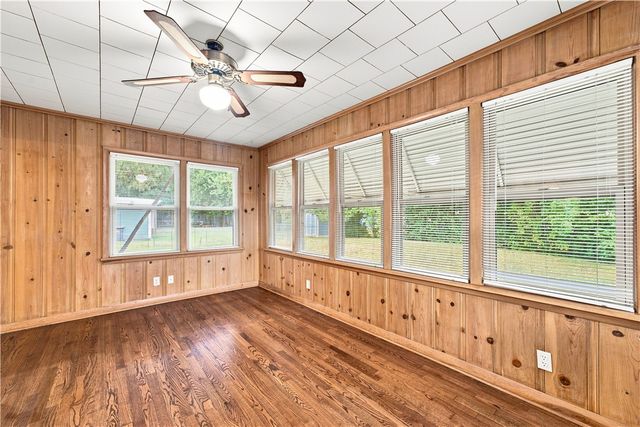 704 Shipley Street, Springdale, AR 72764