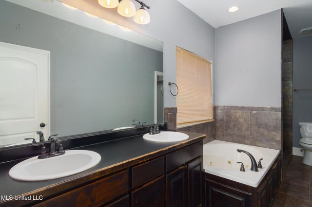 12 Chalmett Place, Hattiesburg, MS 39402