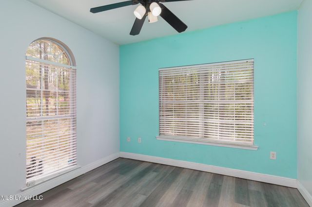 12 Chalmett Place, Hattiesburg, MS 39402
