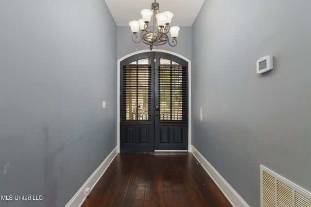 12 Chalmett Place, Hattiesburg, MS 39402