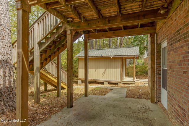 12 Chalmett Place, Hattiesburg, MS 39402