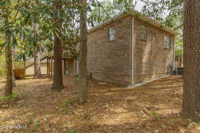 12 Chalmett Place, Hattiesburg, MS 39402