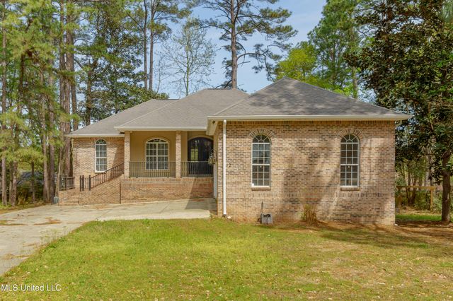 12 Chalmett Place, Hattiesburg, MS 39402
