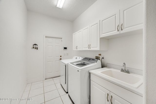 5025 Fawn Lake Boulevard, Mims, FL 32754