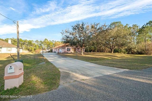 5025 Fawn Lake Boulevard, Mims, FL 32754