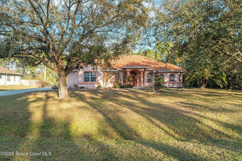 5025 Fawn Lake Boulevard, Mims, FL 32754