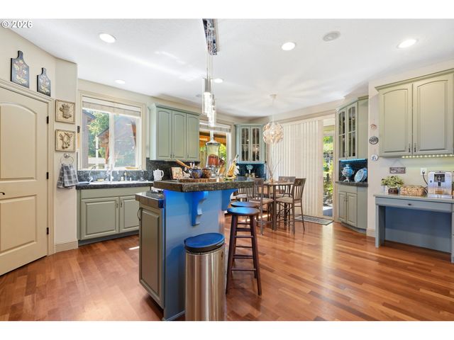 1935 E FORBES Ct, La Center, WA 98629