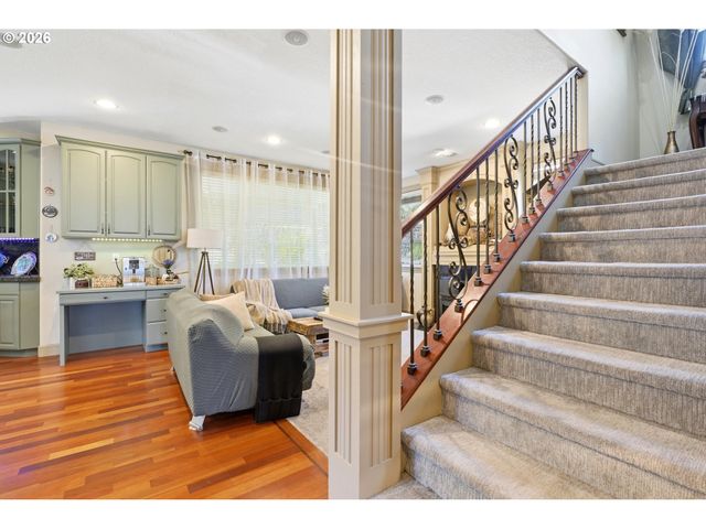 1935 E FORBES Ct, La Center, WA 98629