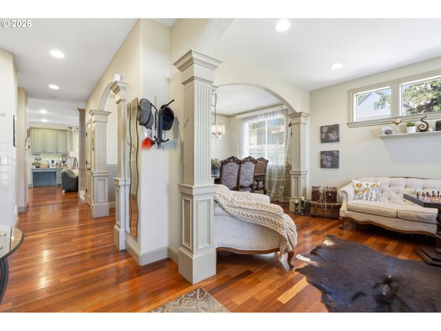 1935 E FORBES Ct, La Center, WA 98629