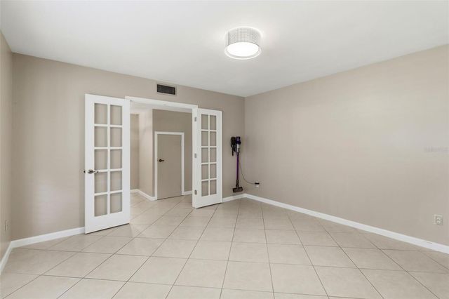 302 BLOOMINGFIELD DRIVE, Brandon, FL 33511