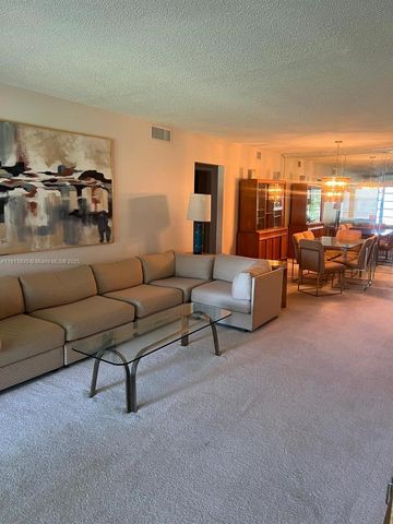 3102 Portofino Pt M2, Coconut Creek, FL 33066