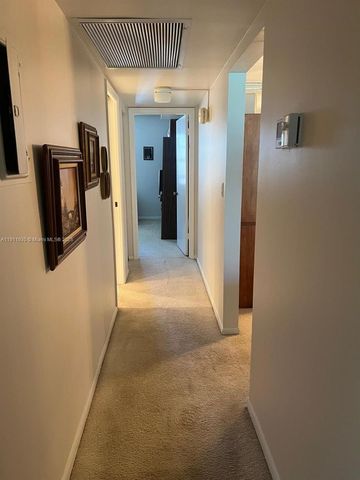 3102 Portofino Pt M2, Coconut Creek, FL 33066