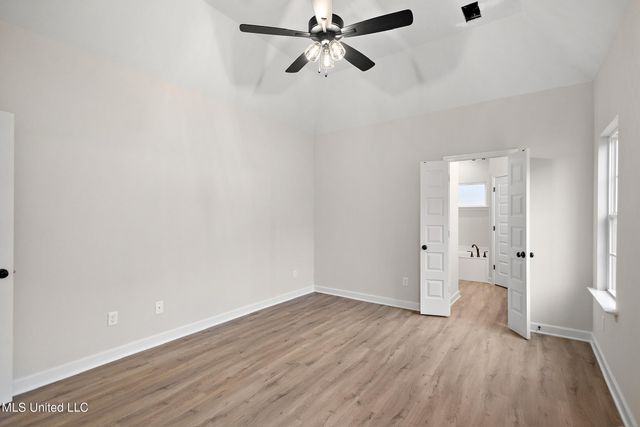2176 Julianna Drive, Southaven, MS 38672