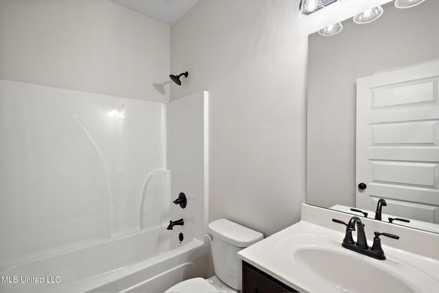 2176 Julianna Drive, Southaven, MS 38672
