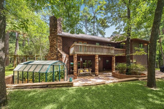 12190 Willowridge Circle, Conroe, TX 77304