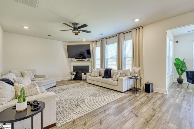 820 Redmill Lane, Duncan, SC 29334