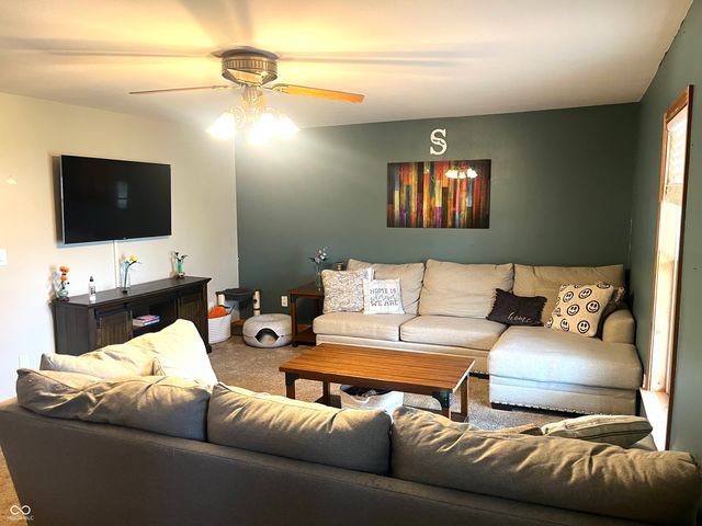 228 S Mound Street, Albany, IN 47320