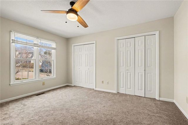 2800 Kingsdale Court, Winston-salem, NC 27103