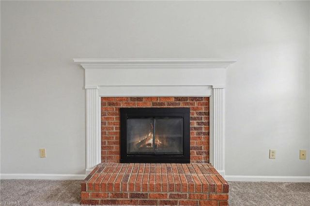 2800 Kingsdale Court, Winston-salem, NC 27103