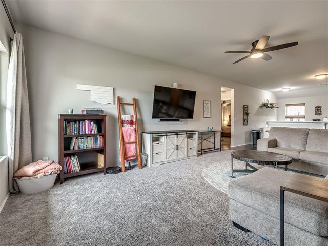 1329 S Rae Drive, Mustang, OK 73064