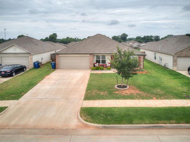 1329 S Rae Drive, Mustang, OK 73064