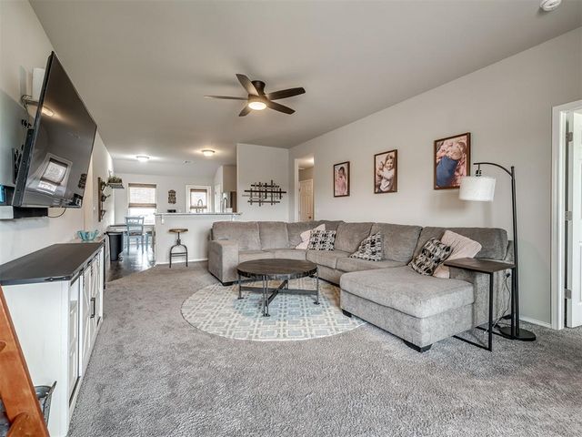 1329 S Rae Drive, Mustang, OK 73064