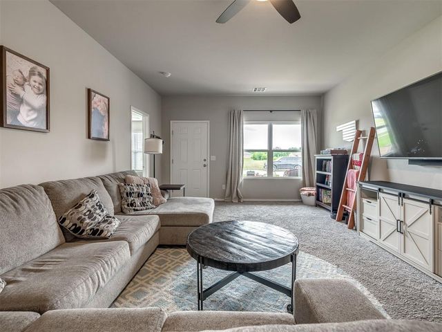 1329 S Rae Drive, Mustang, OK 73064
