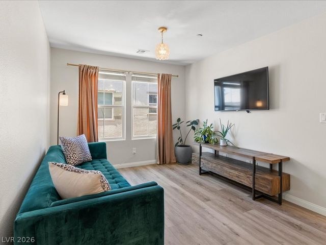 3166 Brynley Avenue, Henderson, NV 89044