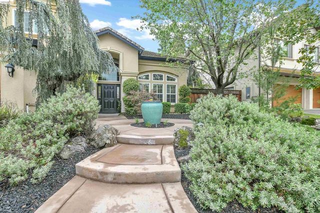 675 Devonshire Loop, Brentwood, CA 94513