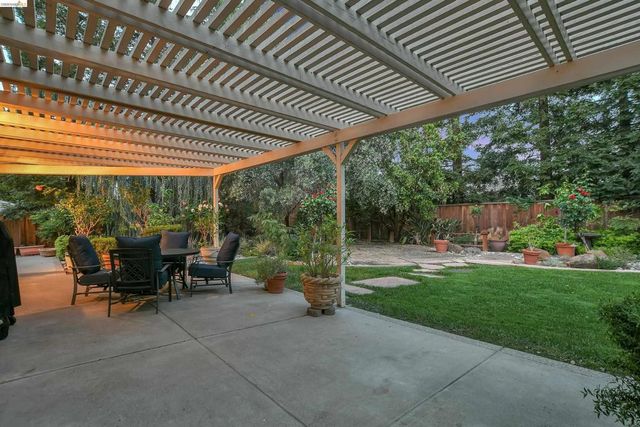 675 Devonshire Loop, Brentwood, CA 94513