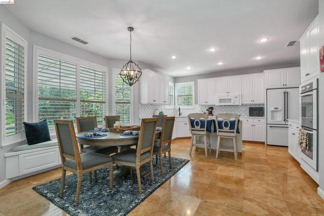 675 Devonshire Loop, Brentwood, CA 94513