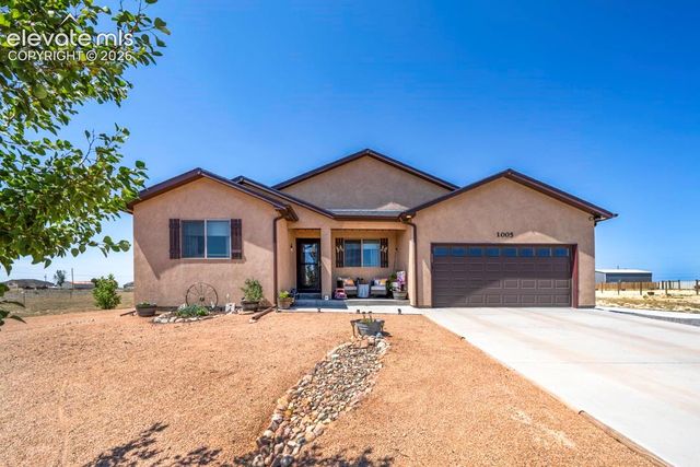 1005 N Kirkwood Drive, Pueblo, CO 81007