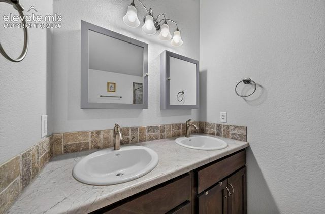1005 N Kirkwood Drive, Pueblo, CO 81007