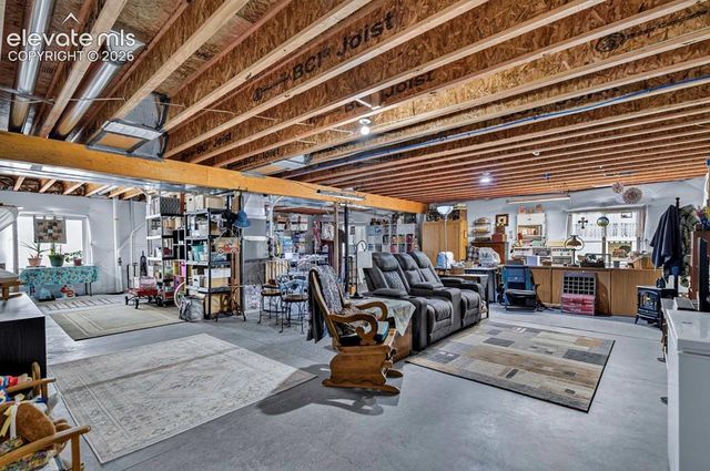 1005 N Kirkwood Drive, Pueblo, CO 81007