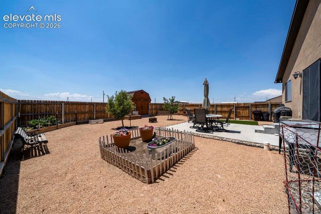 1005 N Kirkwood Drive, Pueblo, CO 81007