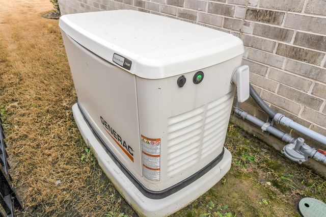 14886 Shavers Drive, Willis, TX 77318