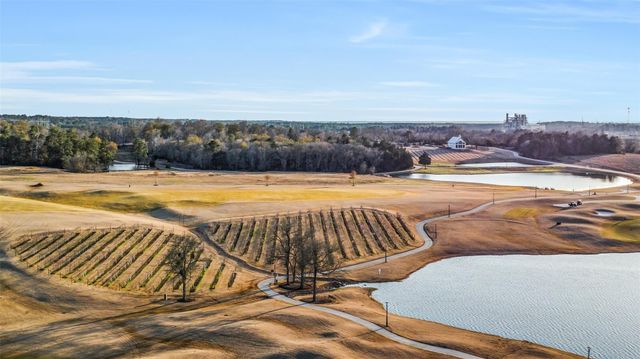 14886 Shavers Drive, Willis, TX 77318