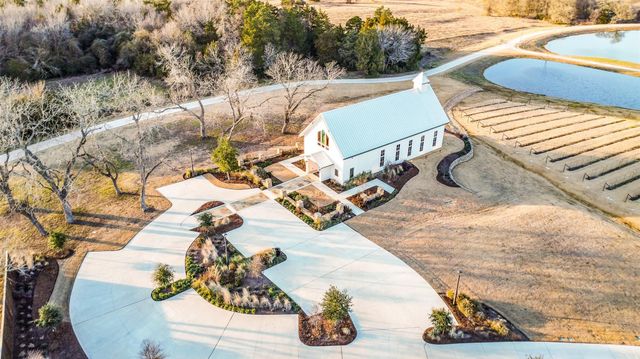 14886 Shavers Drive, Willis, TX 77318