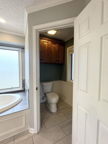 10 Magnifico Way, Hot Springs Village, AR 71909