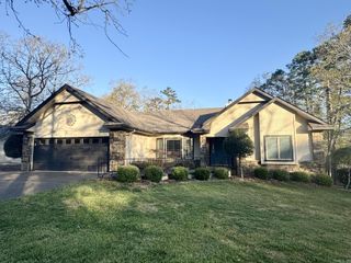 10 Magnifico Way, Hot Springs Village, AR 71909