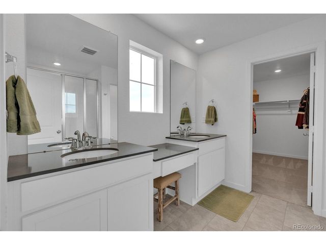 940 Thinleaf Ln, Elizabeth, CO 80107