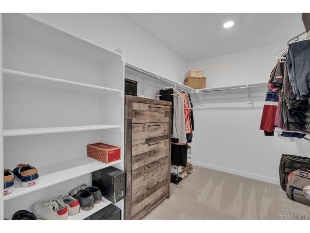 940 Thinleaf Ln, Elizabeth, CO 80107