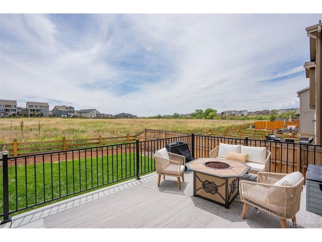 940 Thinleaf Ln, Elizabeth, CO 80107