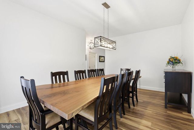 1084 ALDEN WAY, Lebanon, PA 17042