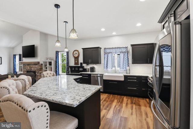 1084 ALDEN WAY, Lebanon, PA 17042