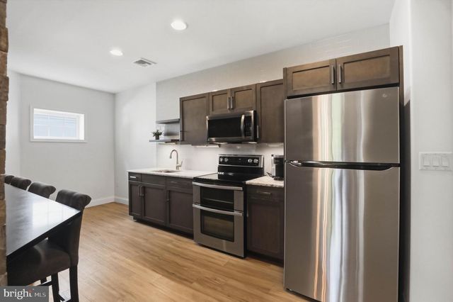 1084 ALDEN WAY, Lebanon, PA 17042